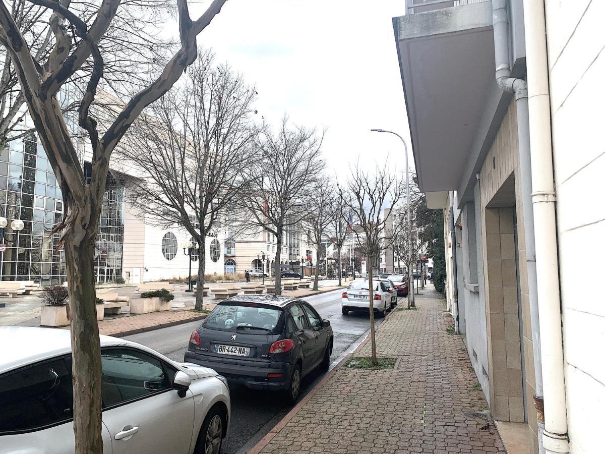 Apartment Le Callou - Parking - Face Aux Thermes - Rez De Chaussee Vichy