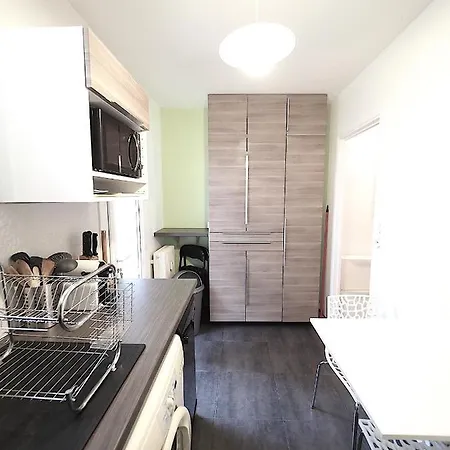 NOUVEAUTE 2022: Appartement face aux Thermes CALLOU avec Parking Vichy Extérieur photo